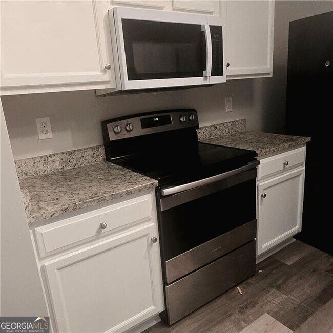 Photo - 20 Pine Canyon Dr SW