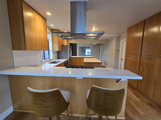 Photo - 375 Valley St