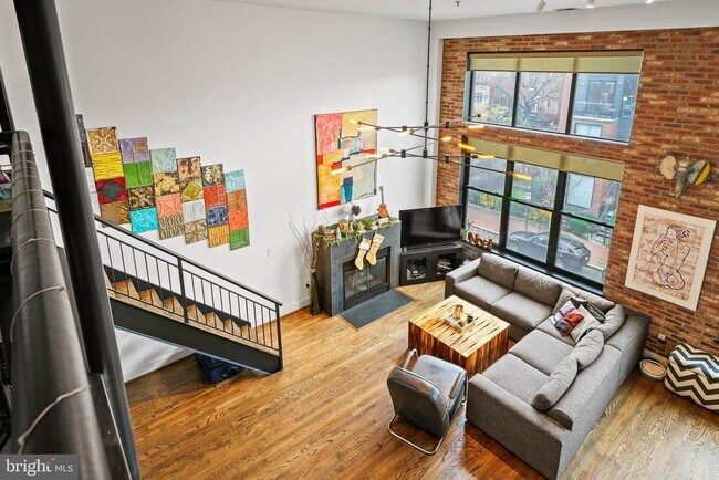 Photo - 1111 W St NW Unit 10