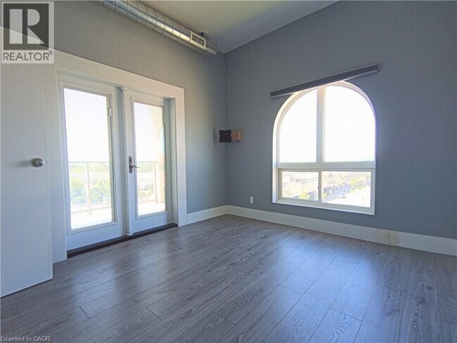 Photo - 150 Colborne St Unit 412