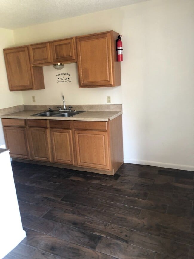 Photo - Monthly Paid Rent Unit 1