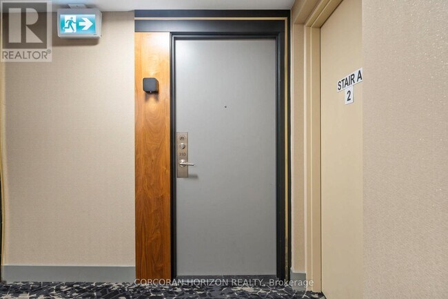 Photo - 99 John St Unité 210