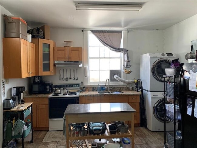 1564 Annunciation St Unit 2