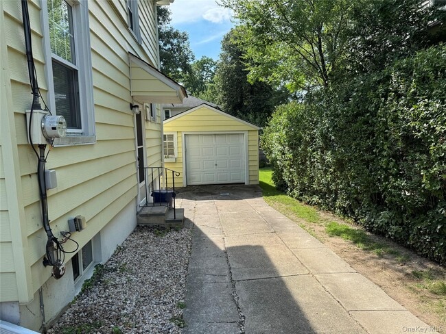 Photo - 22 Irma Ave