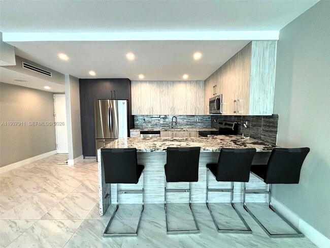 Photo - 19380 Collins Ave Unit 914