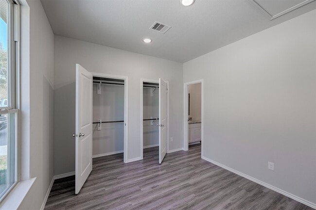 Photo - 11632 Vistawood St