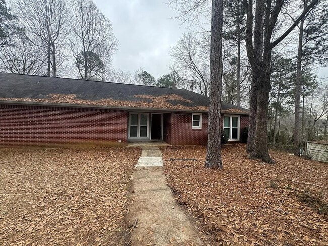 Building Photo - 1088 Pierce Rd