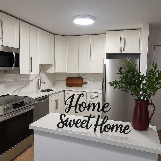 Building Photo - 4630 NW 102nd Ave Unit 103-15