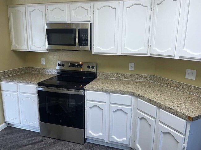 Photo - 6530 Bridgegate Dr