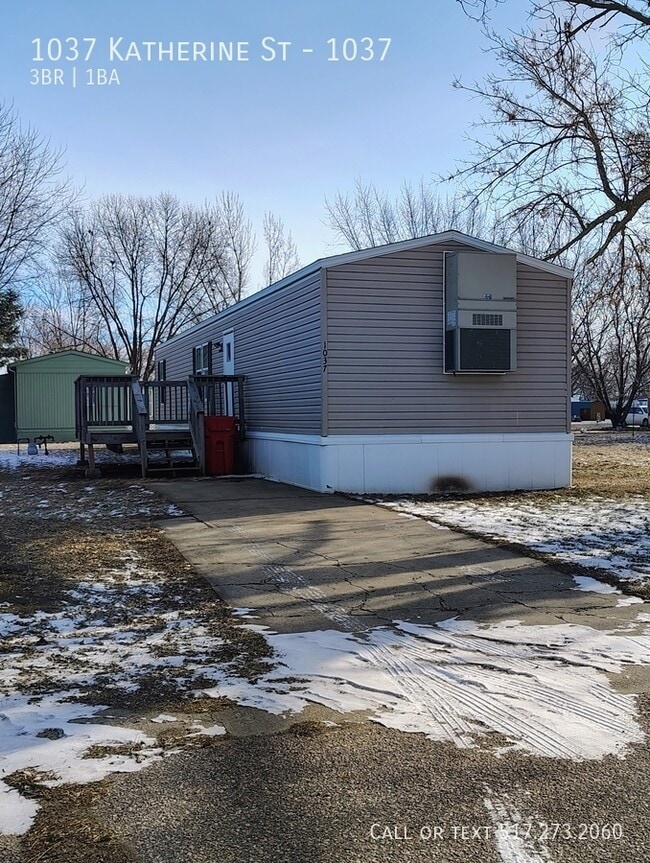 Building Photo - 1037 Katherine St