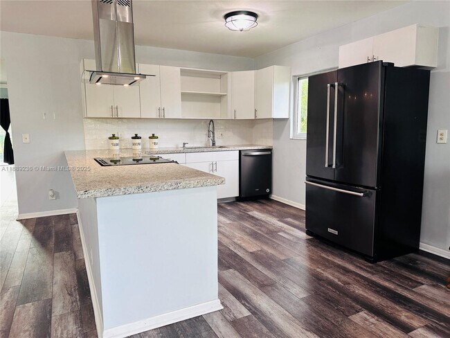 Photo - 850 SW 133rd Terrace Unit 318B