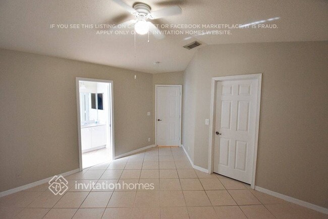 Photo - 950 SW 164th Ave