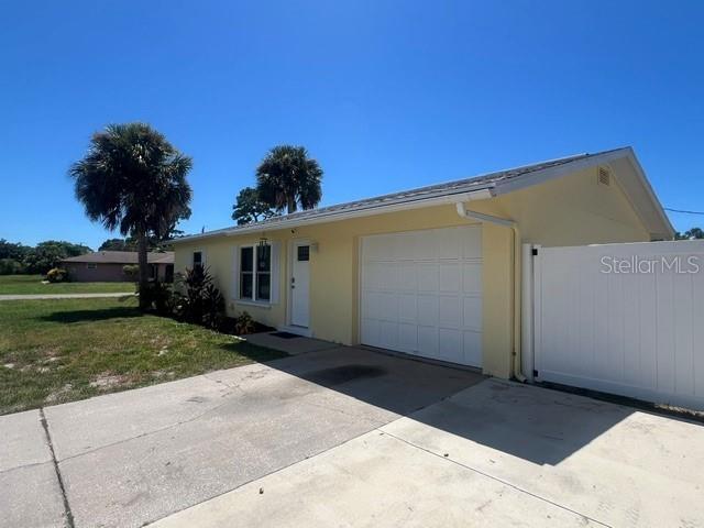 Building Photo - 5231 Pompano Rd