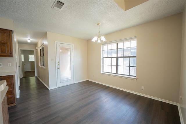 Photo - 6509 Sayle St