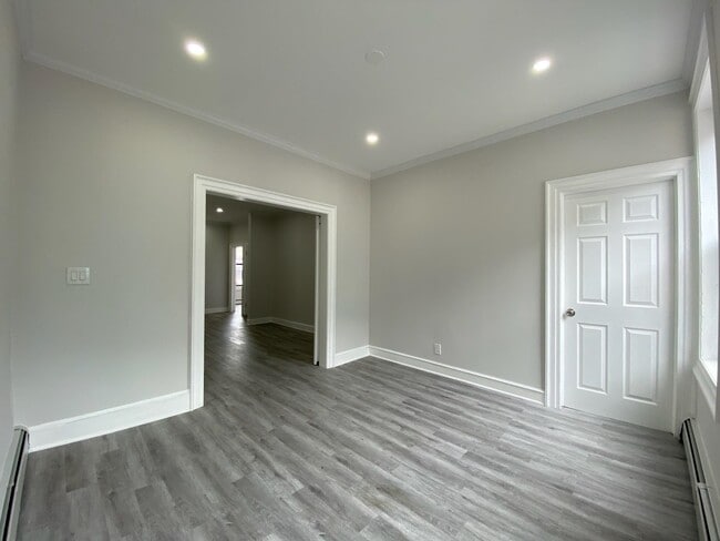 Photo - 338 2ND St Unit 2