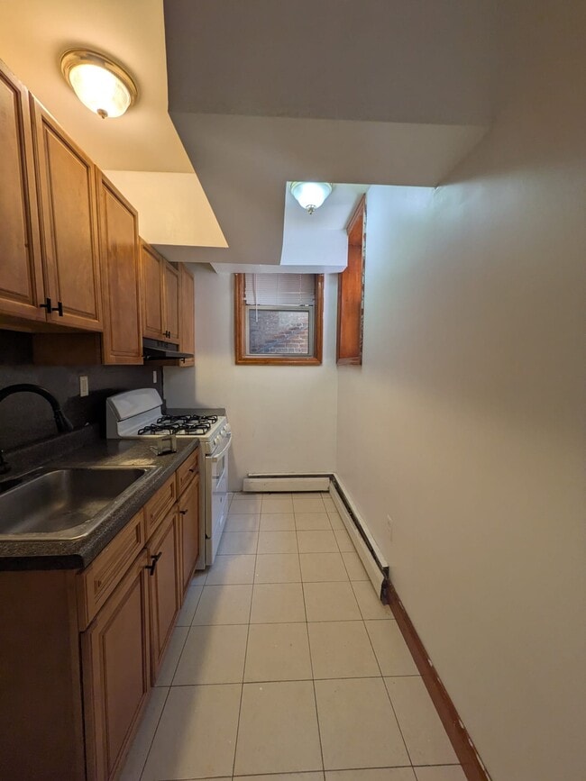 93 W 33rd St Unit 1