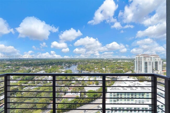 Photo - 307 SW 5th St Unit 2013