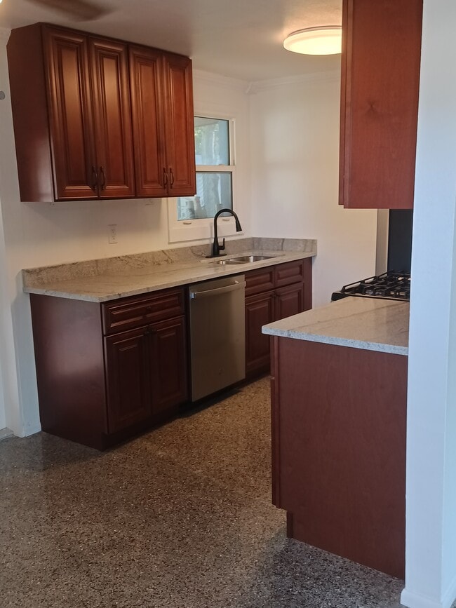 Kitchen - 9098 Southern Comfort Dr Casa