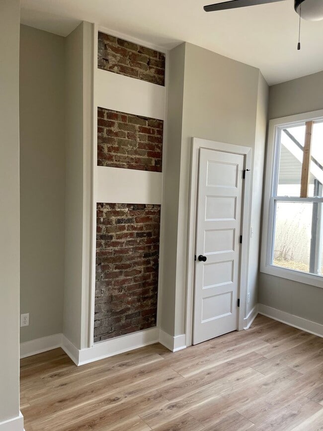 Photo - Shelby Park Amazing Newly Renovated 2 Bedroom House