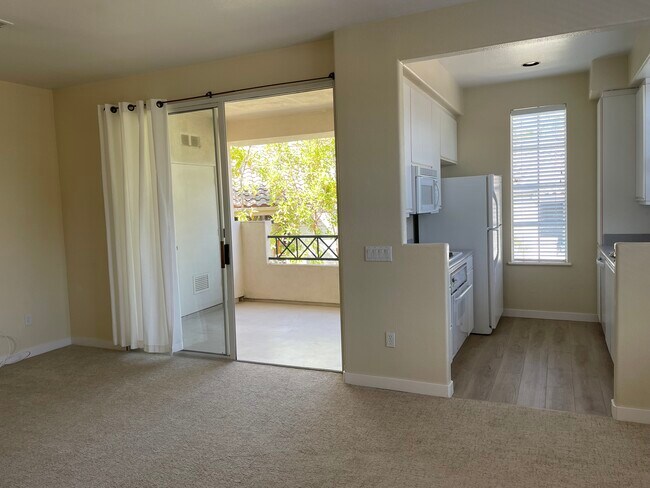 Photo - 3613 Bernwood Pl Unidad 3613 Bernwood Pl  92