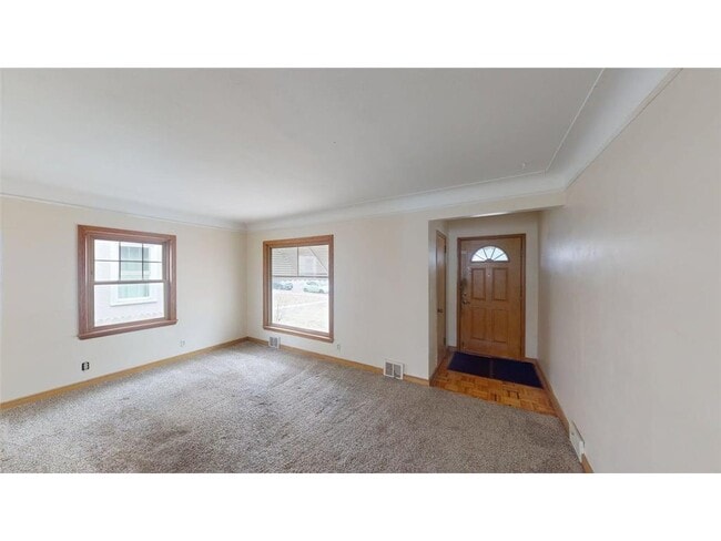 Photo - 2849 Jersey Ave S