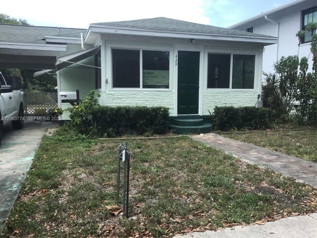 Photo - 429 49th St