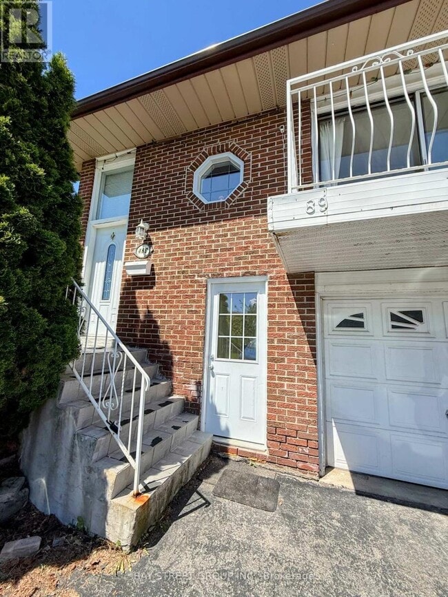 Photo - 489 Fergo Ave