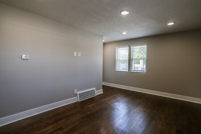 5507 NW Radial Hwy Unit 5507 #1