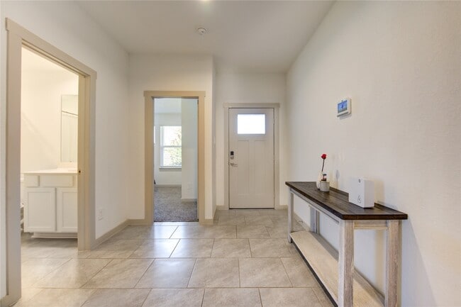 Photo - 4006 Elk Crk Ct