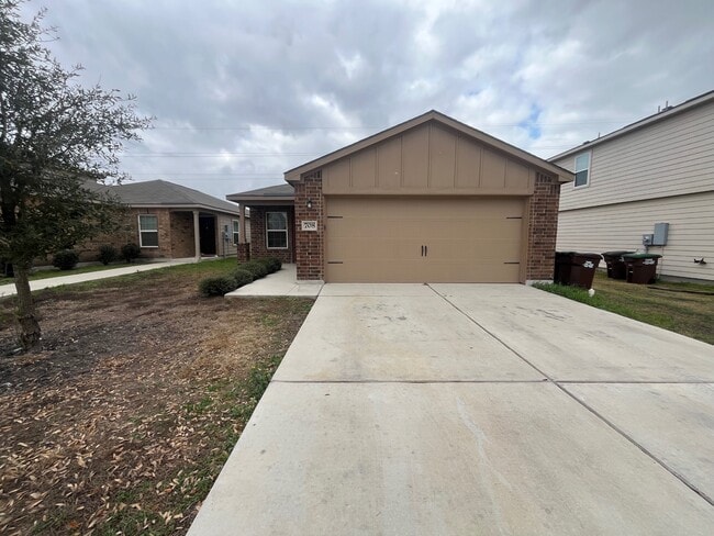 Photo - 708 Shoal Crk