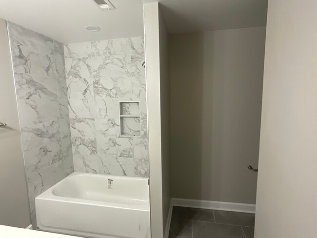 Photo - 5425 Herndon Blvd