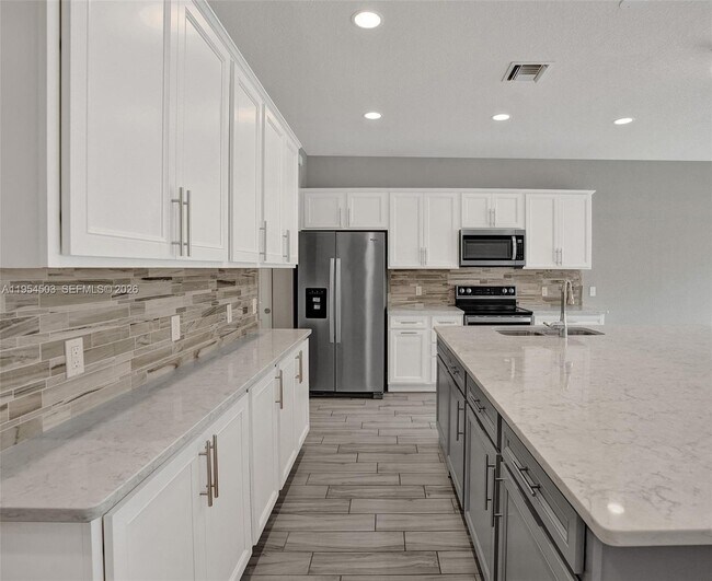 Photo - 8330 Rearing Ln