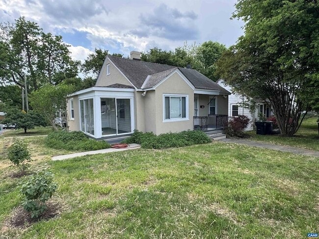 Photo - 704 Druid Ave