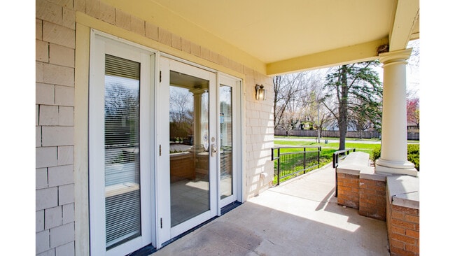 Photo - 1305 Oswego Rd