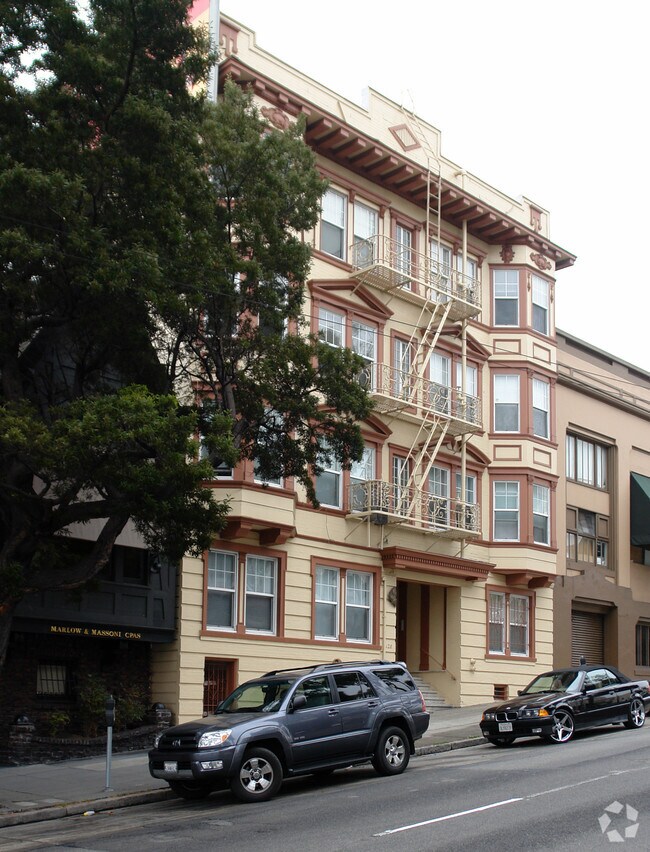 2128 Van Ness