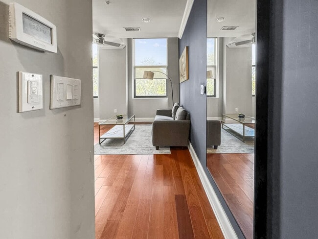 Photo - 1421 N 5th St Unidad ID1055948P