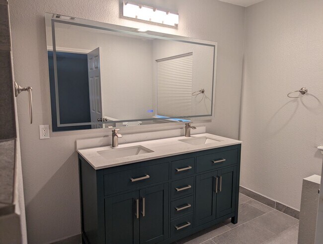 Photo - 3 Bedroom / 2 Bath