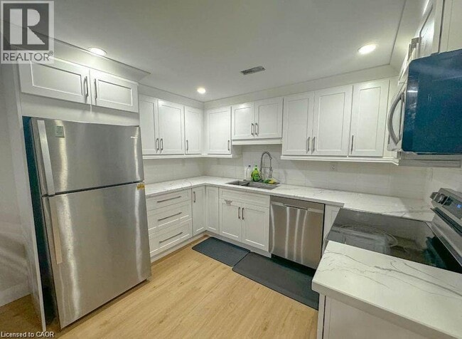 Photo - 22 Hebel Pl