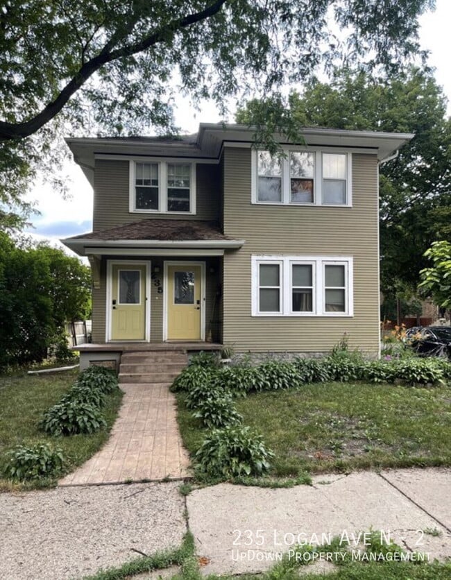 235 N Logan Ave Unit 2