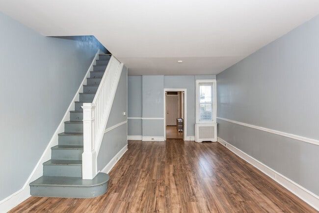 Photo - 3030 Tulip St