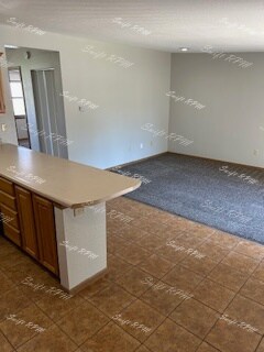 706 W 25th St