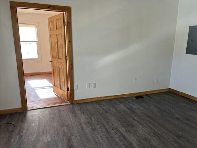 Photo - 47 Chester St