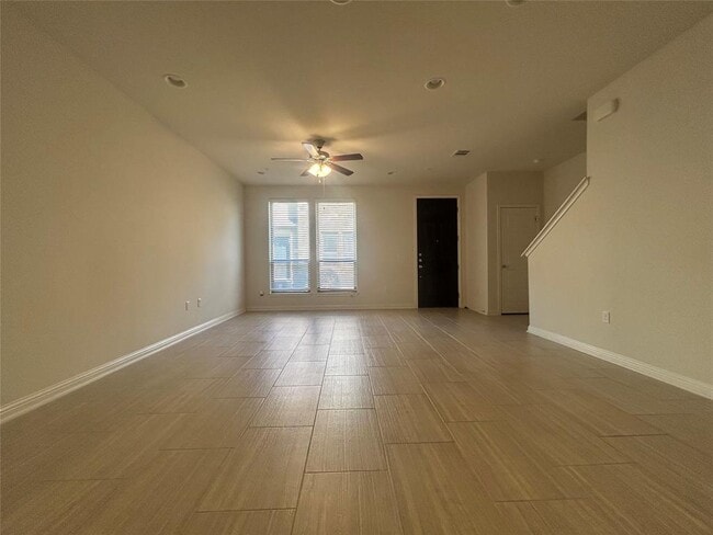 Photo - 13800 Lyndhurst St Unit 104