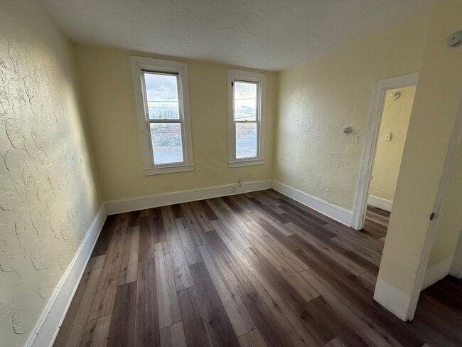 Photo - *Friendly Road, LLC 3404-3406 Walton Ave Unit Upper