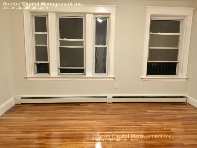 Photo - Four Bed Two bath in Allston..... DON'T MISS OUT...