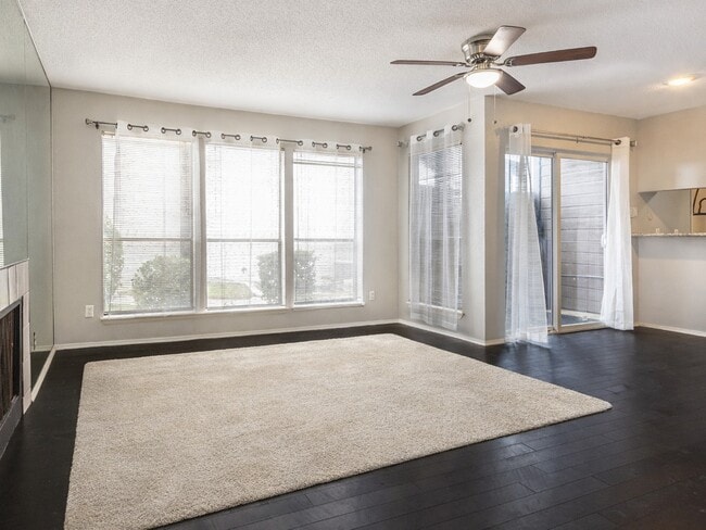 Photo - 8020 Braesmain Dr Unidad 1603