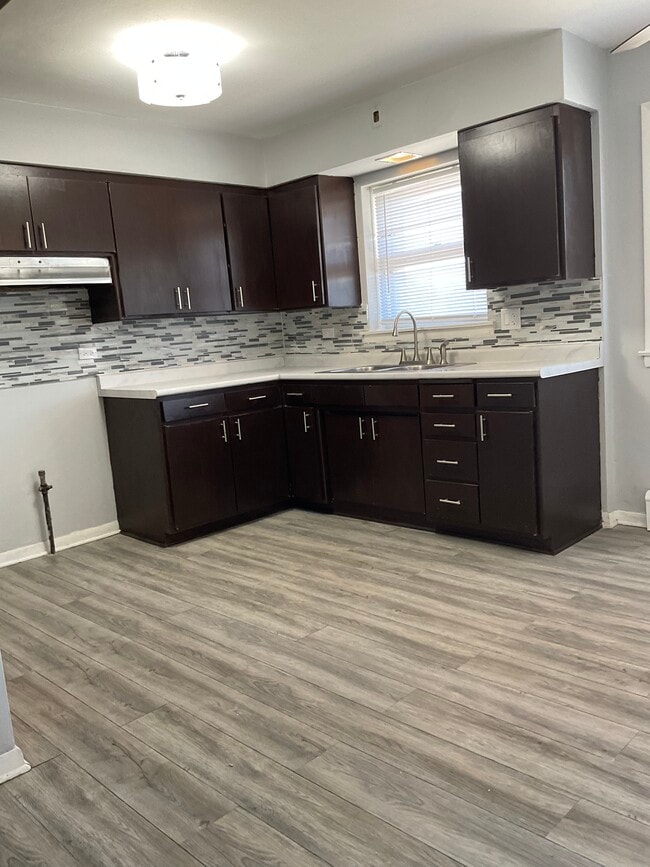 Photo - 3601 W 79th St Apartments Unit 2S