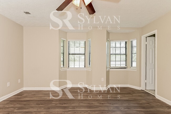 Photo - Come and view this 3 bedroom, 2.5 bathroom home