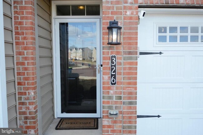 Photo - 326 W Hamlin Ave