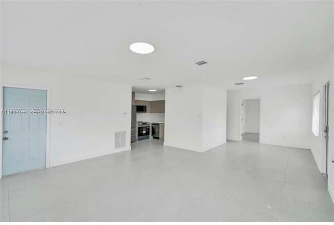 Photo - 4701 N Andrews Ave